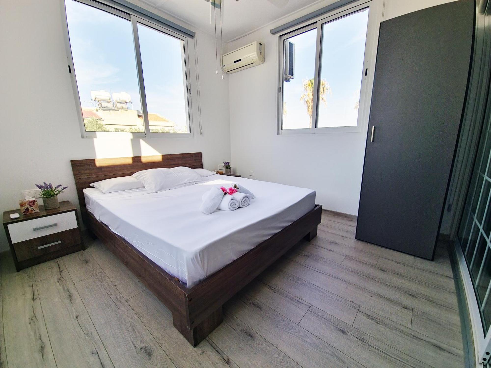 Oroklini Star 200Metres From The Sandy Beach Larnaca Exterior photo
